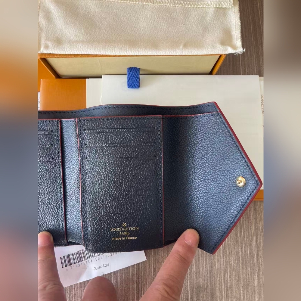 Louis Vuitton Victorine Wallet - Picture 7 of 11